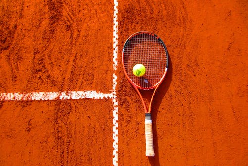 TENIS